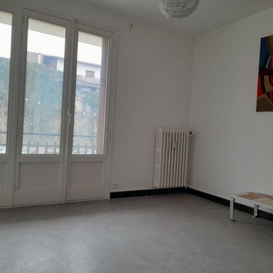  PLANET'IMMO : Appartement | LE PONT-DE-BEAUVOISIN (73330) | 80 m2 | 135 000 € 