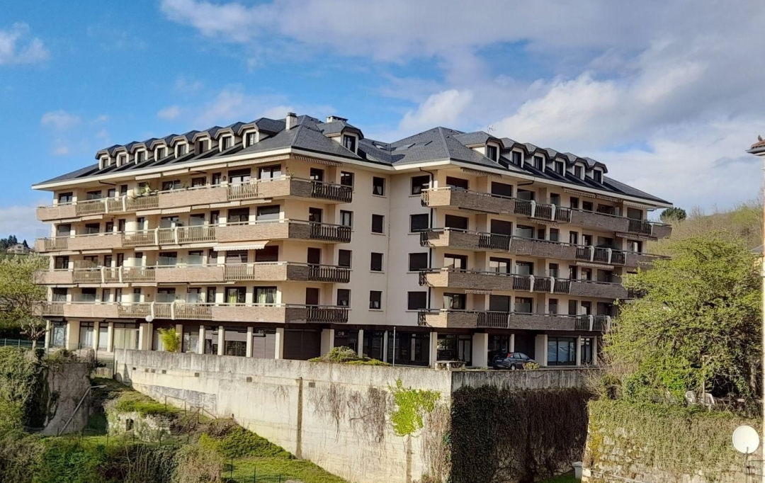 PLANET'IMMO : Appartement | LE PONT-DE-BEAUVOISIN (73330) | 62 m2 | 137 000 € 