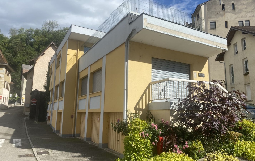 PLANET'IMMO : Building | LE PONT-DE-BEAUVOISIN (73330) | 220 m2 | 250 000 € 