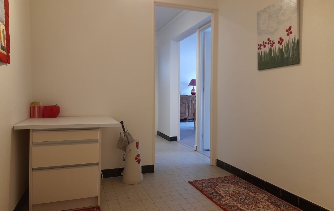 PLANET'IMMO : Appartement | LE PONT-DE-BEAUVOISIN (73330) | 80 m2 | 135 000 € 